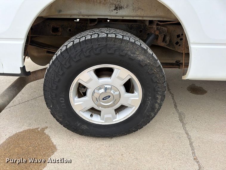 image for item FG0821 2014 Ford F150 XLT Ext. Cab pickup truck