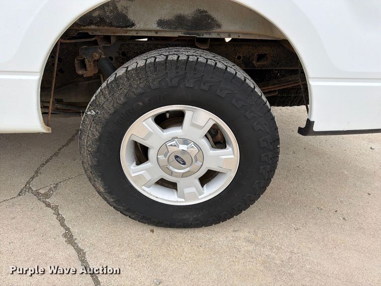 image for item FG0821 2014 Ford F150 XLT Ext. Cab pickup truck