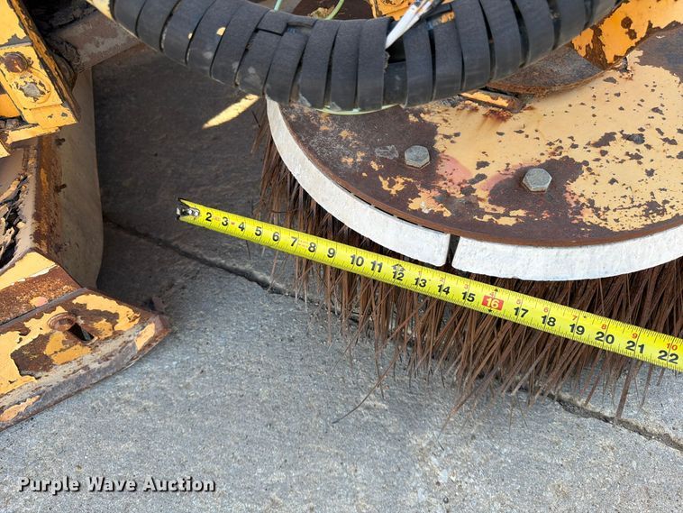 image for item FG0824 1993 Ford Cargo 7000 street sweeper truck