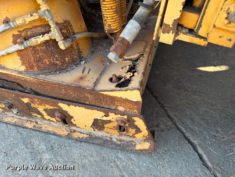image for item FG0824 1993 Ford Cargo 7000 street sweeper truck