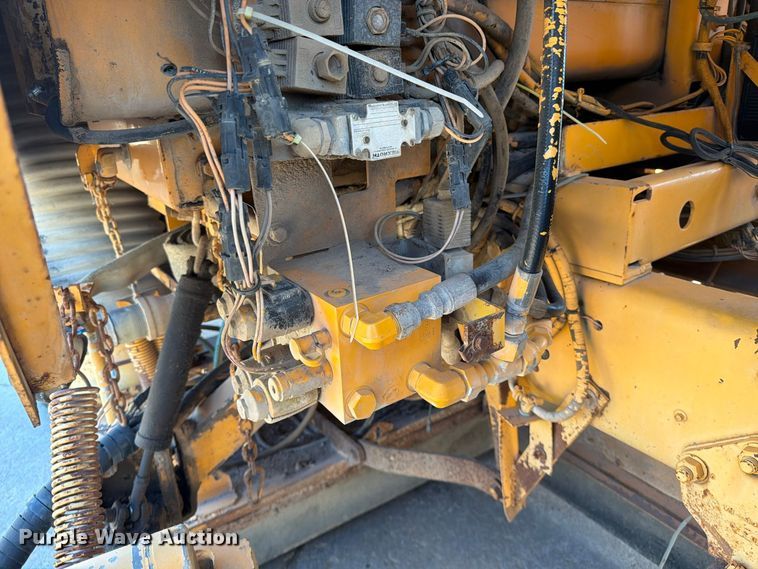 image for item FG0824 1993 Ford Cargo 7000 street sweeper truck