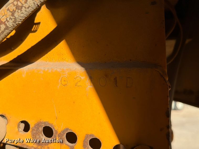 image for item FG0824 1993 Ford Cargo 7000 street sweeper truck