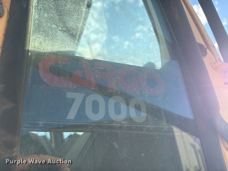 image for item FG0824 1993 Ford Cargo 7000 street sweeper truck