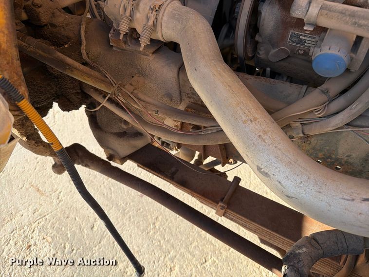 image for item FG0824 1993 Ford Cargo 7000 street sweeper truck