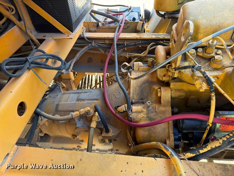 image for item FG0824 1993 Ford Cargo 7000 street sweeper truck