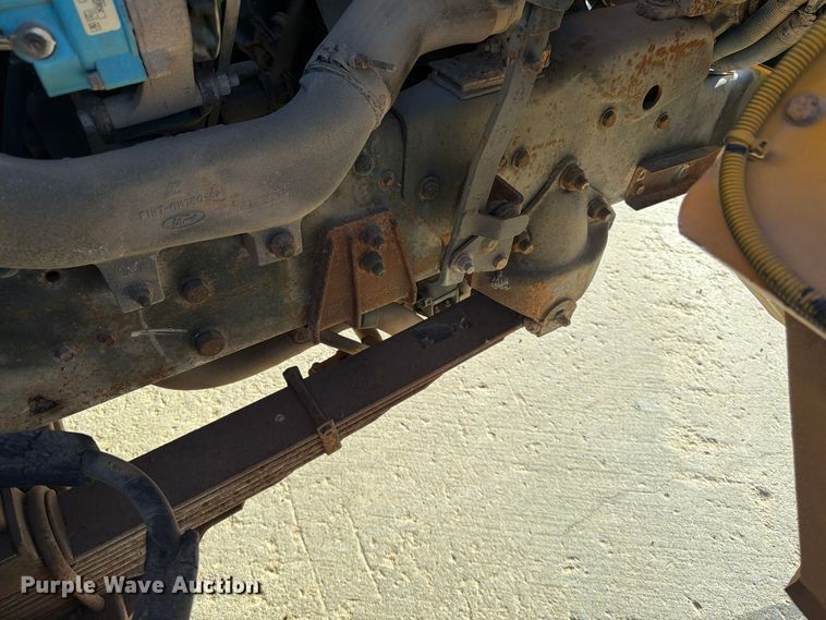 image for item FG0824 1993 Ford Cargo 7000 street sweeper truck