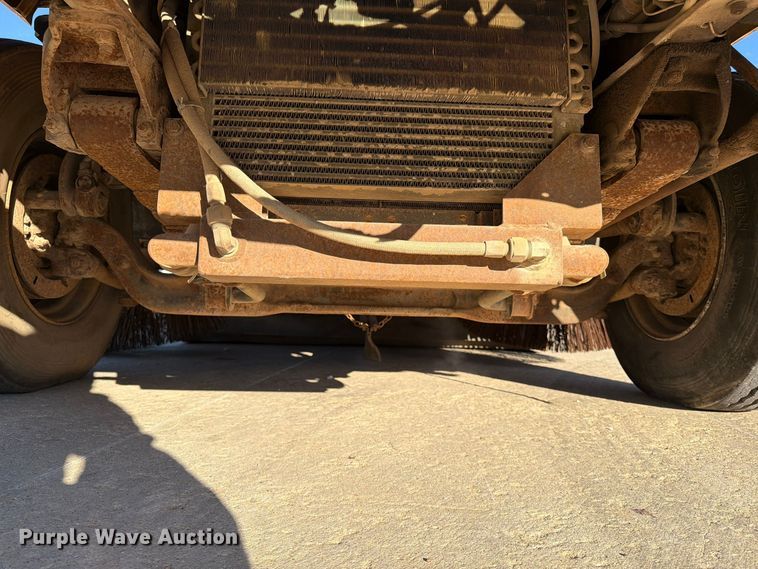 image for item FG0824 1993 Ford Cargo 7000 street sweeper truck