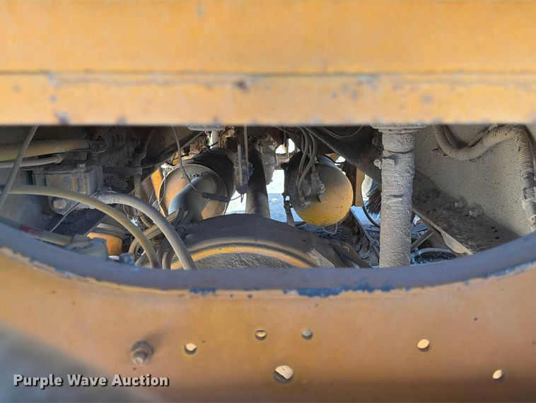 image for item FG0824 1993 Ford Cargo 7000 street sweeper truck
