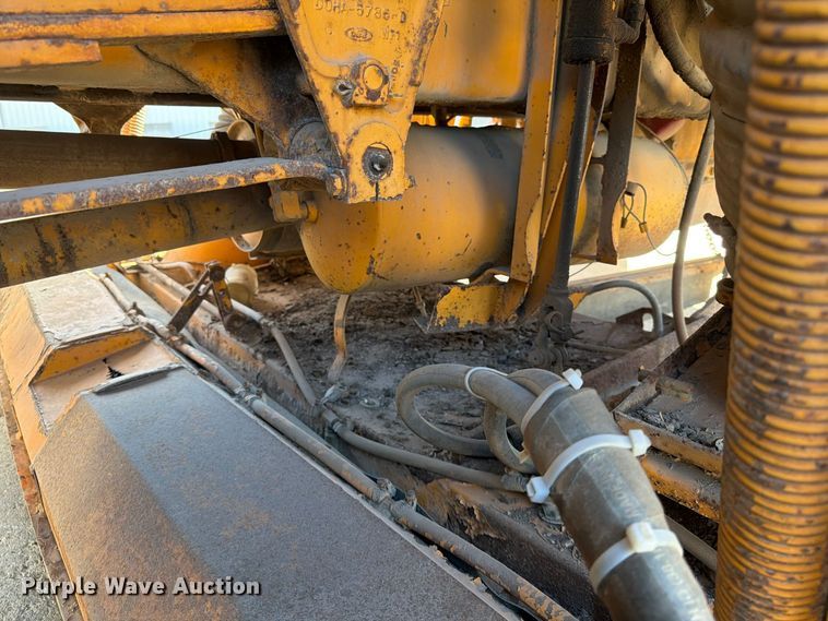 image for item FG0824 1993 Ford Cargo 7000 street sweeper truck