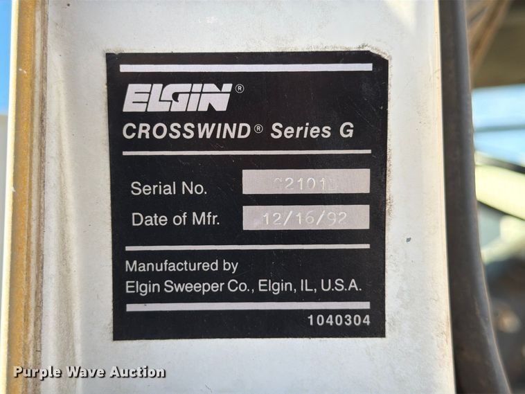 image for item FG0824 1993 Ford Cargo 7000 street sweeper truck