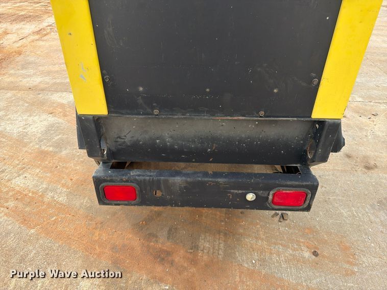image for item FG0825 1999 Wacker G25 generator