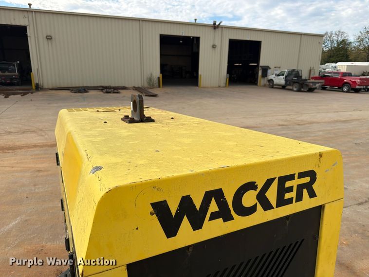 image for item FG0825 1999 Wacker G25 generator