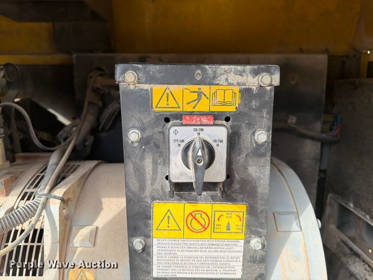 image for item FG0825 1999 Wacker G25 generator