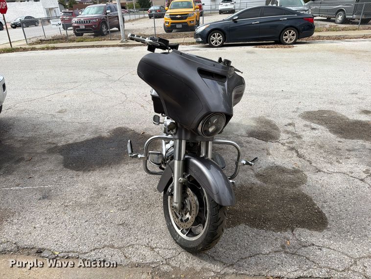 image for item FG0832 2015 Harley-Davidson  Street Glide Special motorcycle