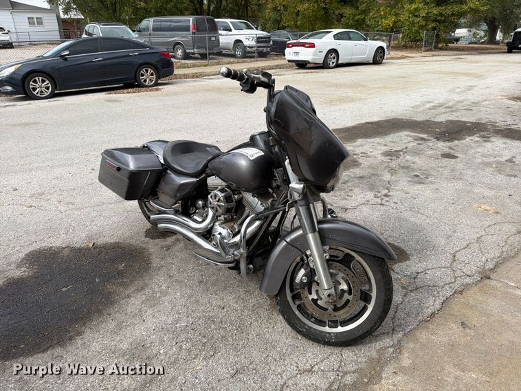 image for item FG0832 2015 Harley-Davidson  Street Glide Special motorcycle