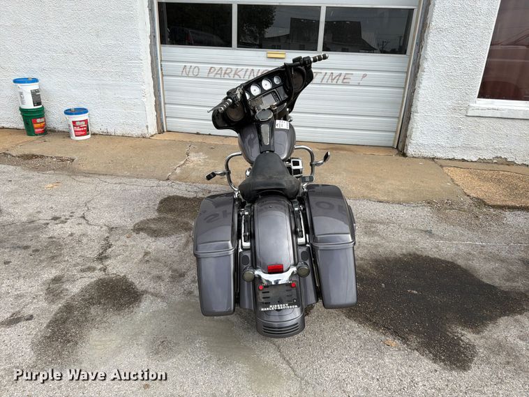 image for item FG0832 2015 Harley-Davidson  Street Glide Special motorcycle