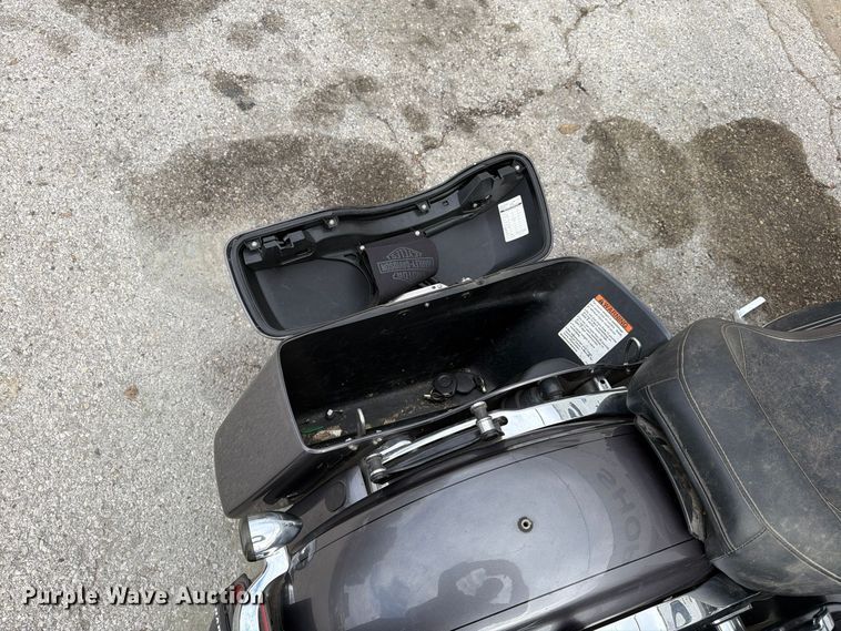 image for item FG0832 2015 Harley-Davidson  Street Glide Special motorcycle