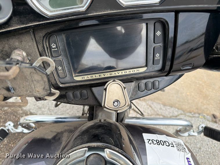 image for item FG0832 2015 Harley-Davidson  Street Glide Special motorcycle