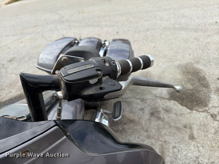 image for item FG0832 2015 Harley-Davidson  Street Glide Special motorcycle