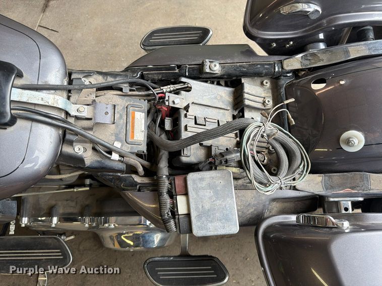 image for item FG0832 2015 Harley-Davidson  Street Glide Special motorcycle