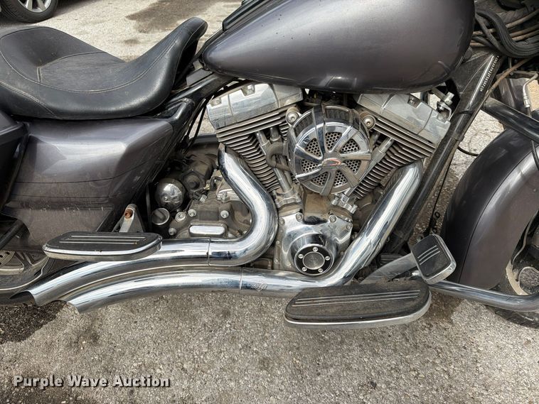 image for item FG0832 2015 Harley-Davidson  Street Glide Special motorcycle