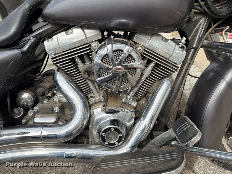 image for item FG0832 2015 Harley-Davidson  Street Glide Special motorcycle