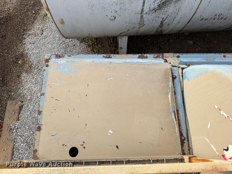 image for item FG0833 10,000 gallon fuel tank with containment system