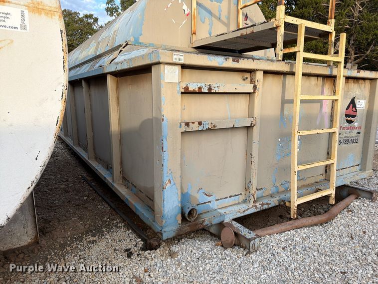 image for item FG0833 10,000 gallon fuel tank with containment system