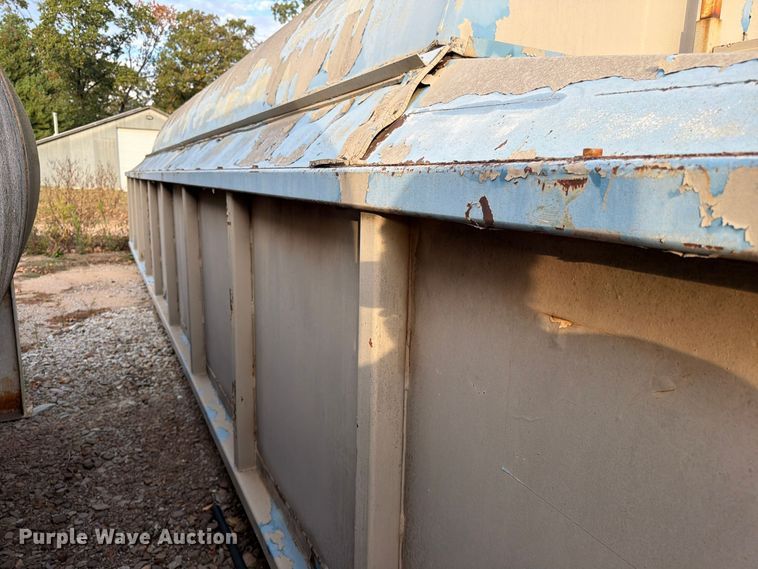 image for item FG0833 10,000 gallon fuel tank with containment system