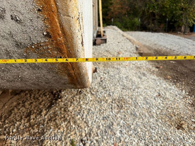 image for item FG0834 6,000 gallon fuel tank