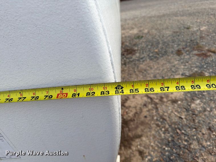 image for item FG0835 4,000 gallon fuel tank