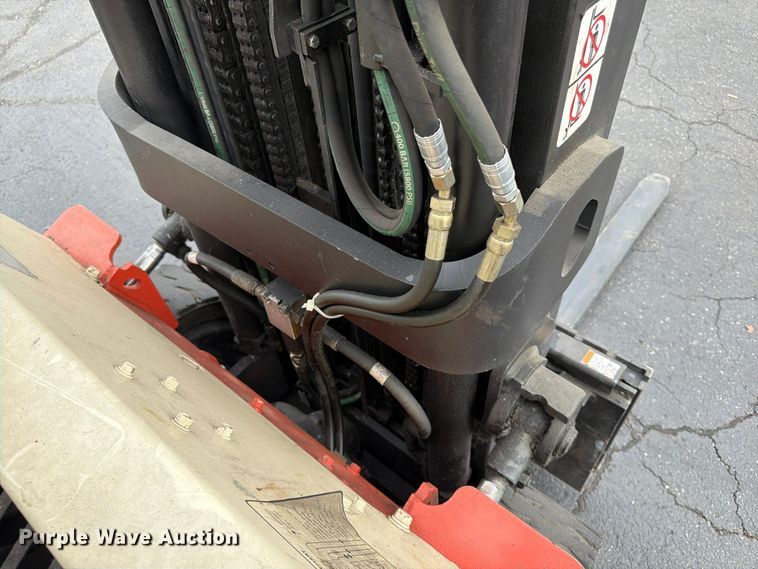image for item FG0838 Nissan 50 Optimum CPJ02A25PV forklift