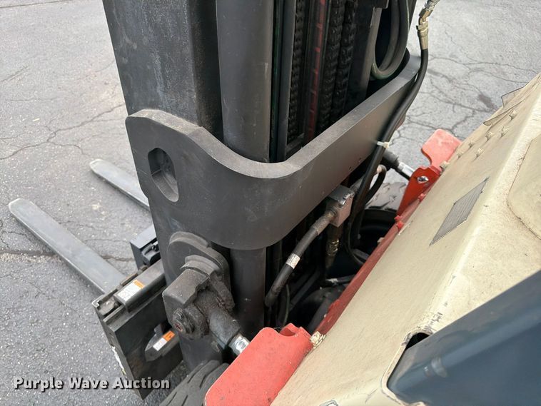 image for item FG0838 Nissan 50 Optimum CPJ02A25PV forklift