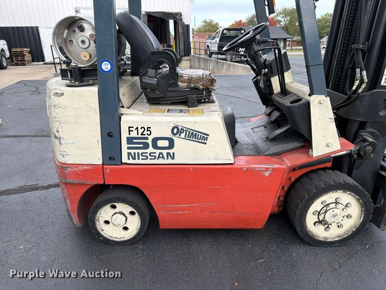 image for item FG0838 Nissan 50 Optimum CPJ02A25PV forklift