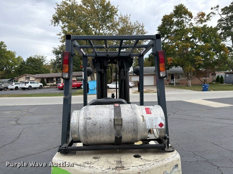 image for item FG0838 Nissan 50 Optimum CPJ02A25PV forklift
