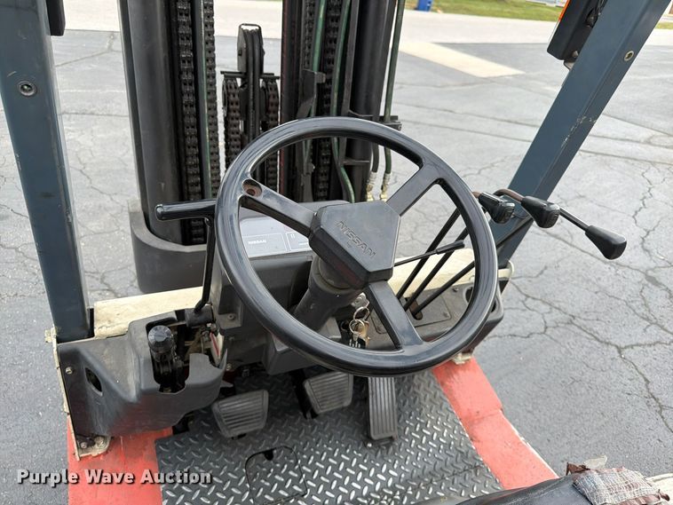 image for item FG0838 Nissan 50 Optimum CPJ02A25PV forklift