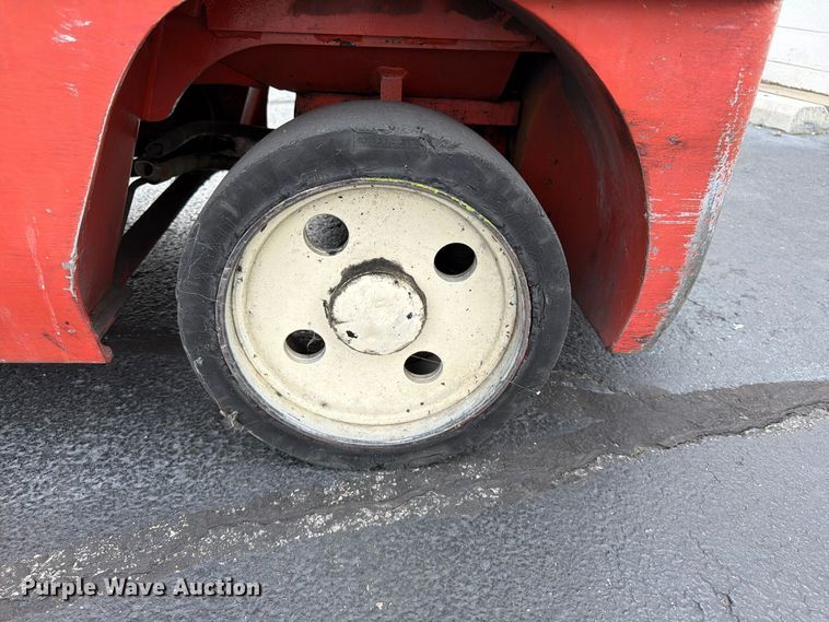 image for item FG0838 Nissan 50 Optimum CPJ02A25PV forklift