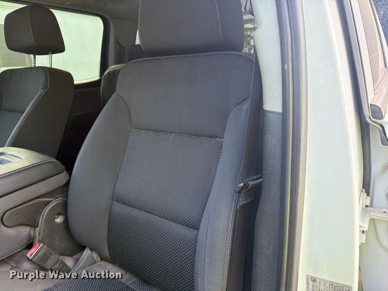 image for item FG3036 2017 Chevrolet Silverado 3500HD Crew Cab utility bed pickup truck