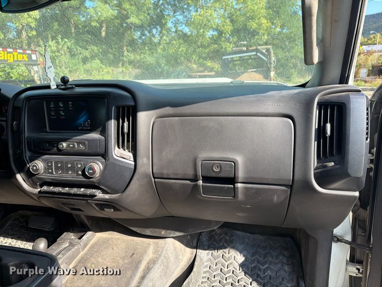 image for item FG3036 2017 Chevrolet Silverado 3500HD Crew Cab utility bed pickup truck