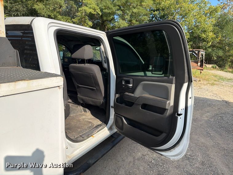 image for item FG3036 2017 Chevrolet Silverado 3500HD Crew Cab utility bed pickup truck