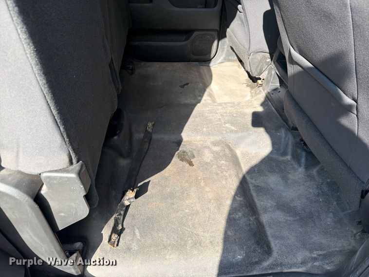 image for item FG3036 2017 Chevrolet Silverado 3500HD Crew Cab utility bed pickup truck