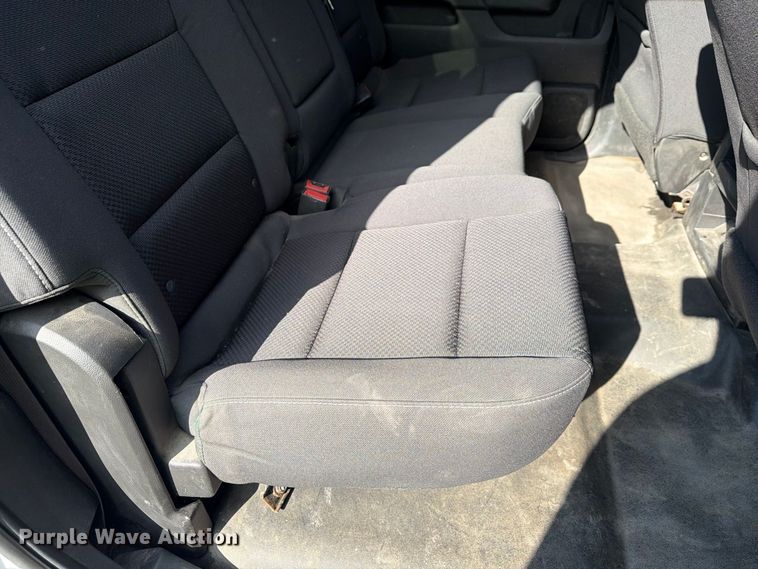 image for item FG3036 2017 Chevrolet Silverado 3500HD Crew Cab utility bed pickup truck