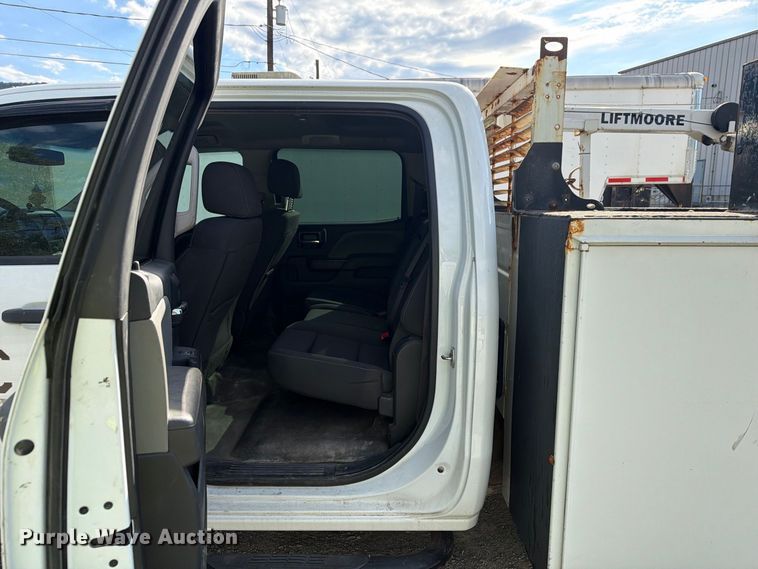 image for item FG3036 2017 Chevrolet Silverado 3500HD Crew Cab utility bed pickup truck
