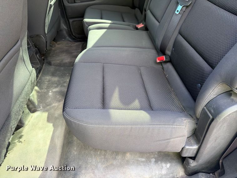 image for item FG3036 2017 Chevrolet Silverado 3500HD Crew Cab utility bed pickup truck