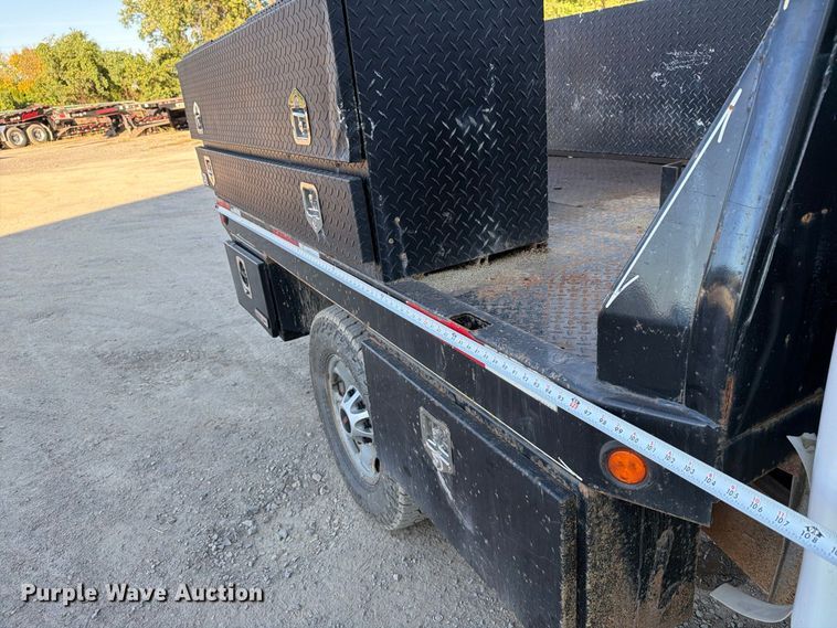 image for item FG3038 2018 GMC Sierra 2500HD Crew Cab flatbed pickup truck