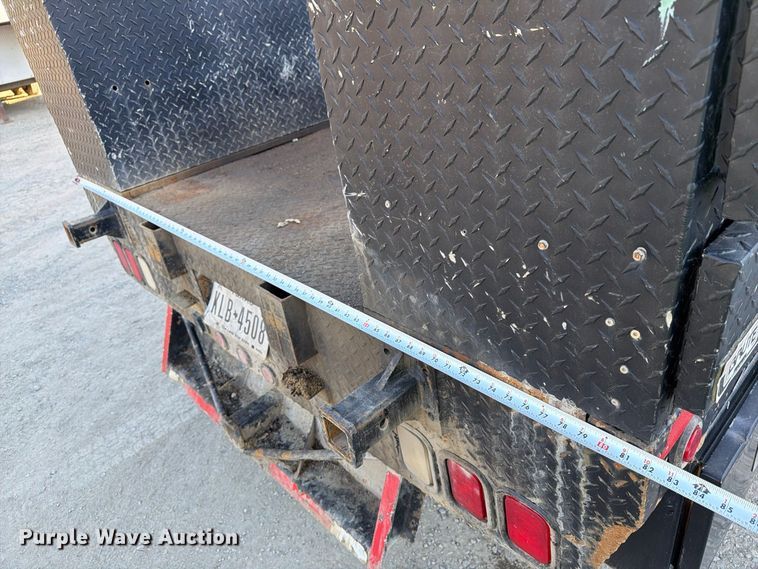 image for item FG3038 2018 GMC Sierra 2500HD Crew Cab flatbed pickup truck