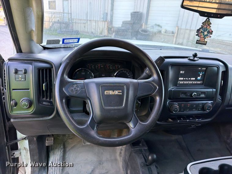 image for item FG3038 2018 GMC Sierra 2500HD Crew Cab flatbed pickup truck
