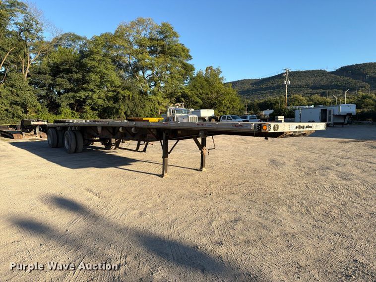 image for item FG3039 2007 Fontaine 1FTW–7–8048WSAWK flatbed trailer