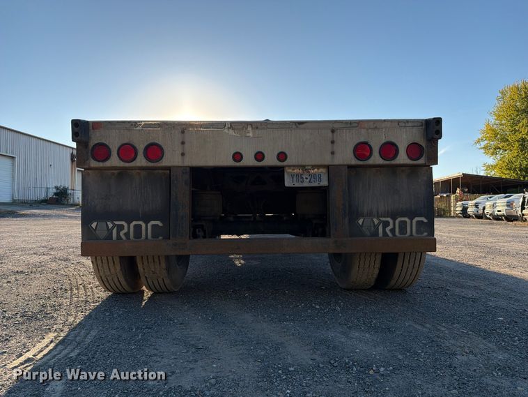 image for item FG3039 2007 Fontaine 1FTW–7–8048WSAWK flatbed trailer
