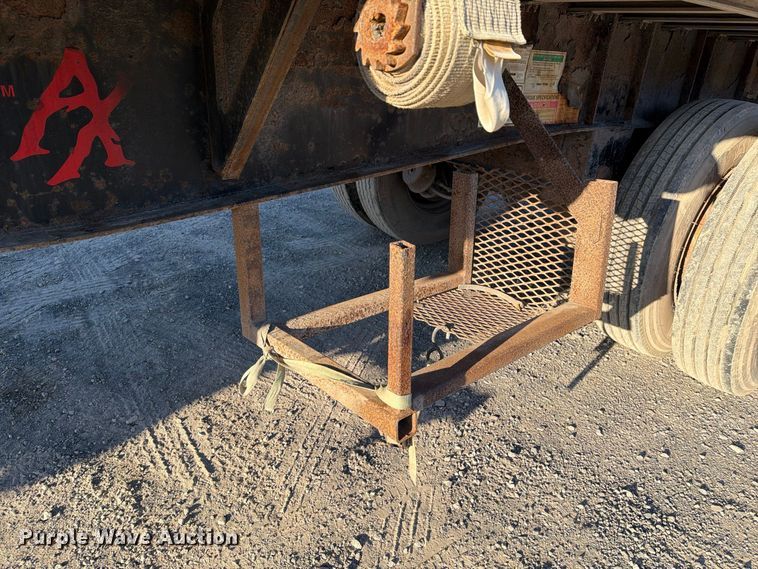 image for item FG3039 2007 Fontaine 1FTW–7–8048WSAWK flatbed trailer